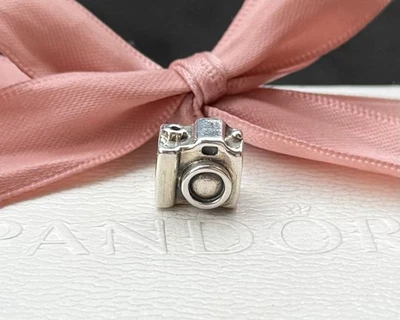 Original Pandora Oldie Charm „Kamera, Fotoapparat “ 925 silber #790961 - Bild 1 von 4