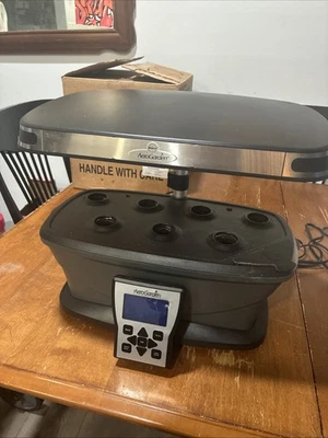 AeroGarden Ultra светодиодный комнатный сад (100744-BLK) 2017 Miracle-Gro 7 станций - Изображение 1 из 4