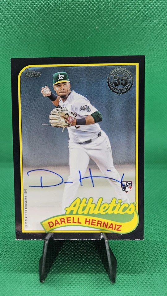 2024 Topps Update 1989 Auto Black 158/199 Darell Hernaiz 89AU-DAH Athletics (RC) - Image 1 of 3