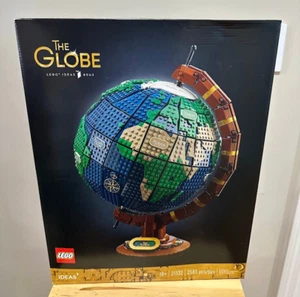 Lego 21332 The Globe -- Neu im Karton - Bild 1 von 2
