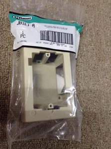 JB1EI-A 8X PANDUIT ONE-PIECE SHALLOW LOW VOLTAGE JUNCTION BOX W/ADHESIVE QTY 6 - Bild 1 von 2