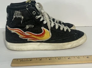 Scarpe Nike Blazer Mid Cleveland Rocks DQ7635-001 Uomo Taglia 8 Scuola Musica - Foto 1 di 14