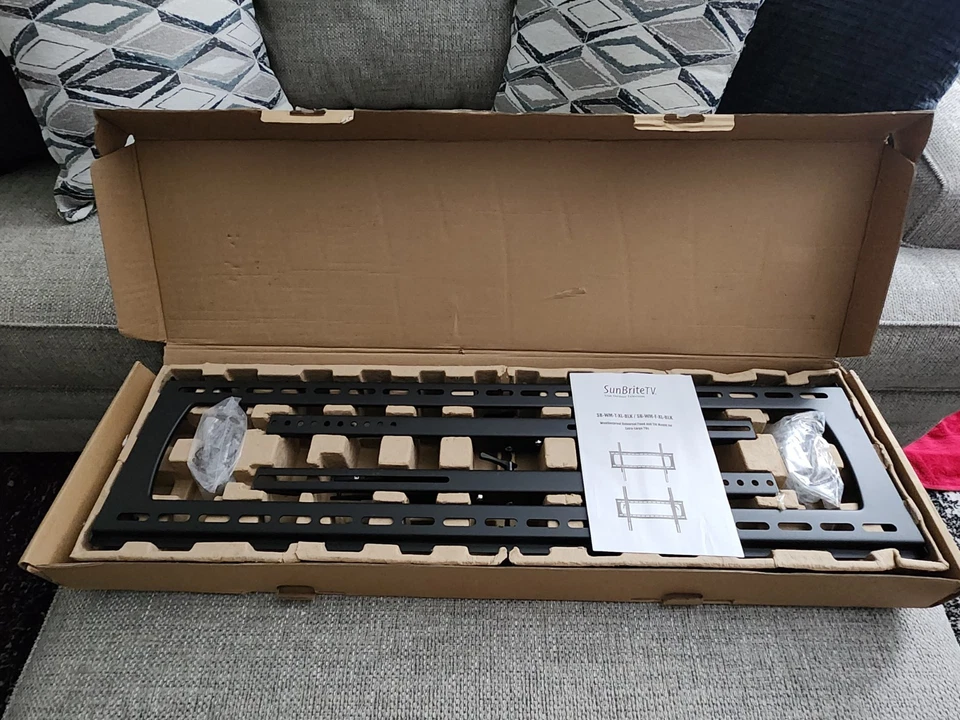 Sunbrite 电视底座 全新 — 第 1/2 张图片
