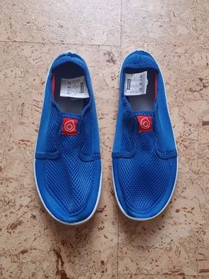 Decathlon Badeschuhe Schwimmschuhe Gr. 36/37 blau - Bild 1 von 4