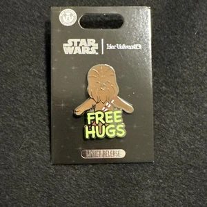 Star Wars - Limited Release Trading Pin - Chewbacca Free Hugs - Picture 1 of 3