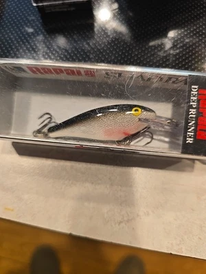 rapala sr-5 sr05 s silver 2" 3/16oz crankbait dives 4'-9' crankbait Fishing  - Image 1 of 4