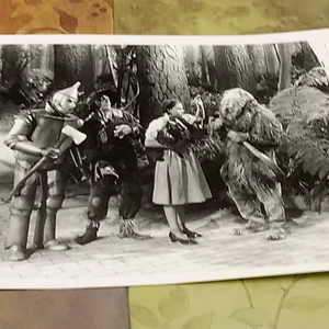 WIZARD OF OZ Vintage Studio Photo B&W Brick Road Dorothy Lion Tin Man Scarecrow - Picture 1 of 8