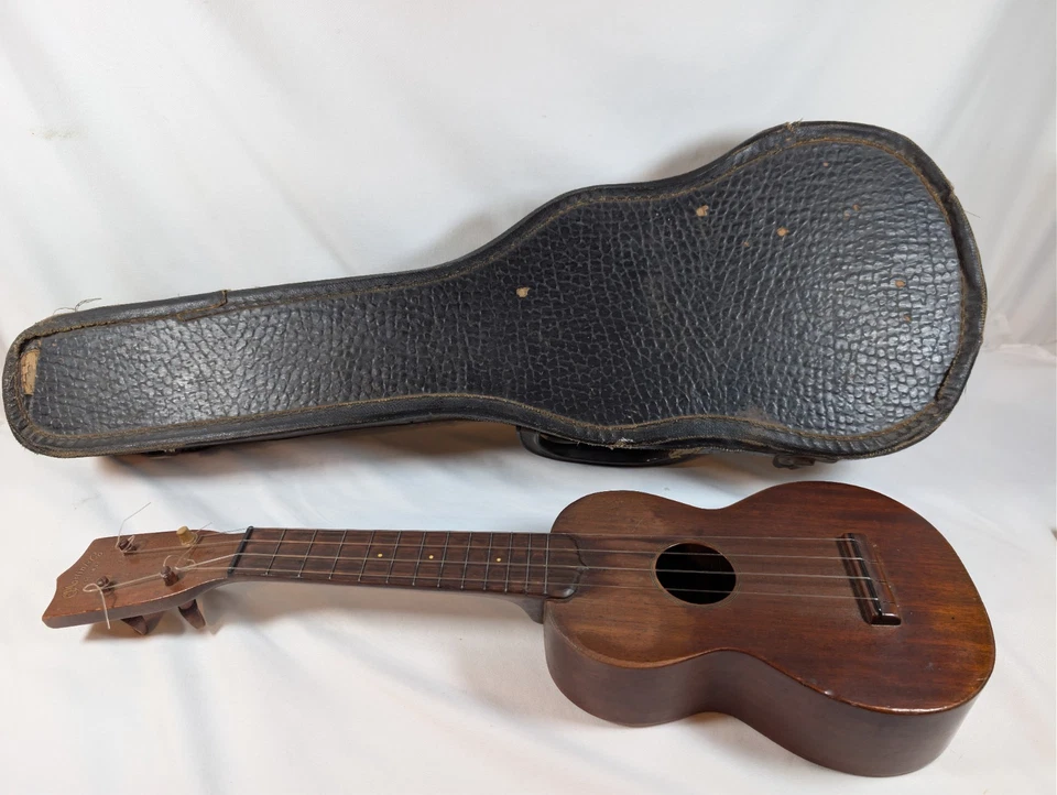 Martin & Co. Vintage Ukulele w/ Hard Case – Solid Wood, Replaced Tuning Peg - Image 1 of 4