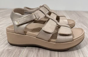 Vionic Tami Metallic Gold Platform Wedge Sandals US Size 6 - Picture 1 of 8