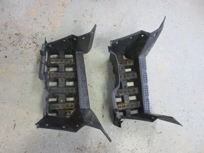 Polaris Hawkeye 300 2007 4x4 usado OEM pie izquierdo derecho tablas de piso protectores Foto 1 de 4