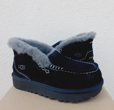 UGG ANSLEY PARC BLACK SUEDE PLATFORM MOCCASIN SLIPPERS, WOMEN US 10/ EUR 41 ~NEW - Image 1 of 4