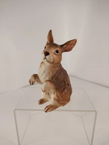 Conejo de pie marrón Lefton vintage de Japón H6664 con etiqueta de aluminio - Imagen 1 de 5