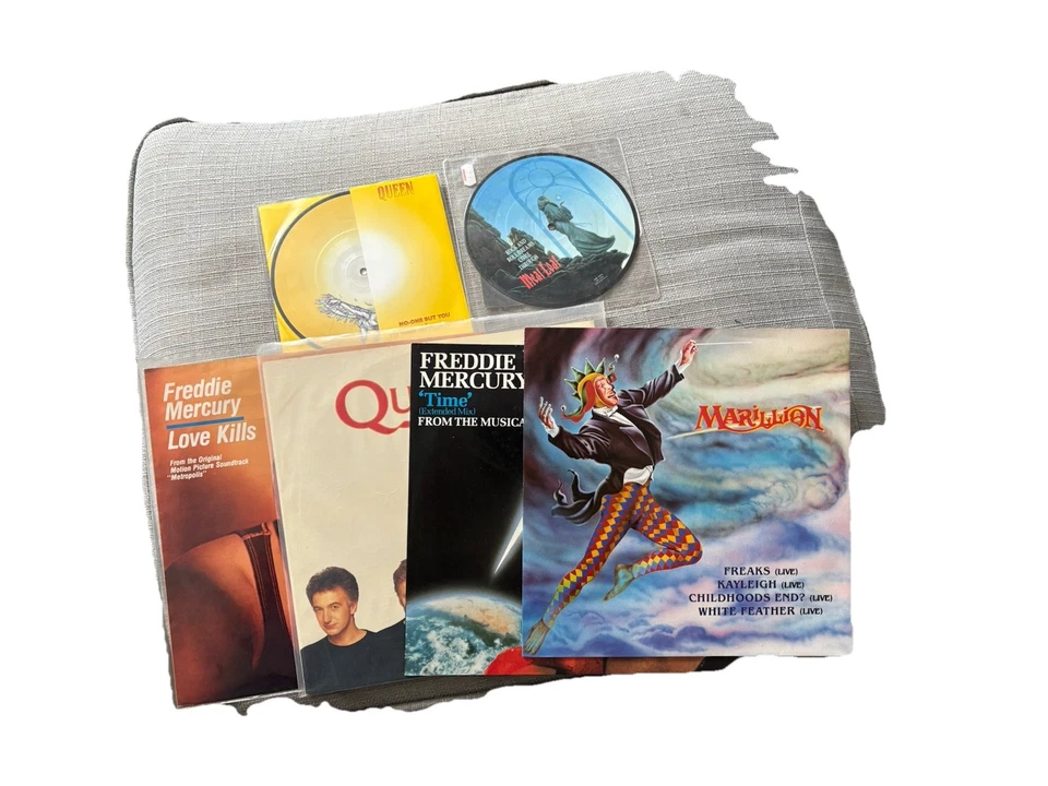 12" 33rpm 7" Picture discs - Image 1 of 1