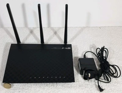 Asus Dual-Band Wireless-N900 Gigabit Router RT-N66U Dark Knight Double 450Mpbs - Image 1 of 4