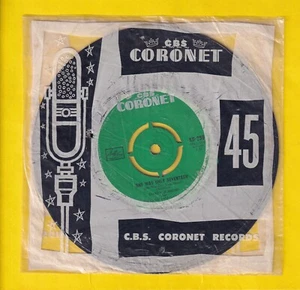Marty Robbins 45rpm single- She Was Only Seventeen / Sittin' In A Tree House - Picture 1 of 2