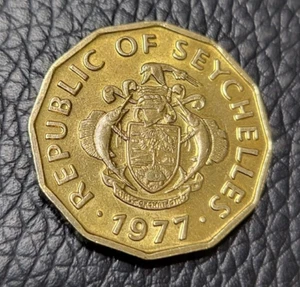 1977 Seychelles 10 Cents Coin - Picture 1 of 2
