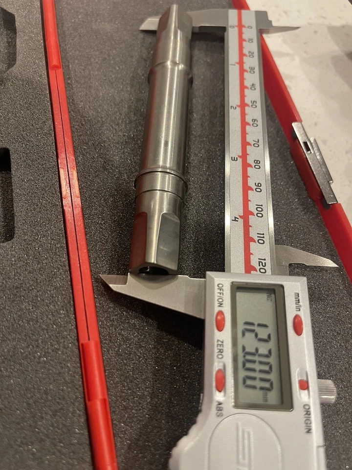 Titanium Bottom Bracket Spindle 73 X 123  Double Bearing Drive Side Ti-6AL-4V - Image 1 of 4