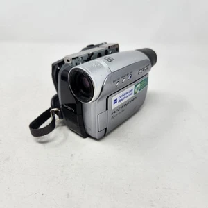 SONY DCR HC28 Mini DV Handycam Video Camera Camcorder For Parts Tape Door Issue - Bild 1 von 16