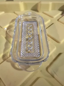 VTG ANCHOR HOCKING WEXFORD PRESSED GLASS BUTTER DISH DISCONTINUED 7-7/8” - Picture 1 of 2