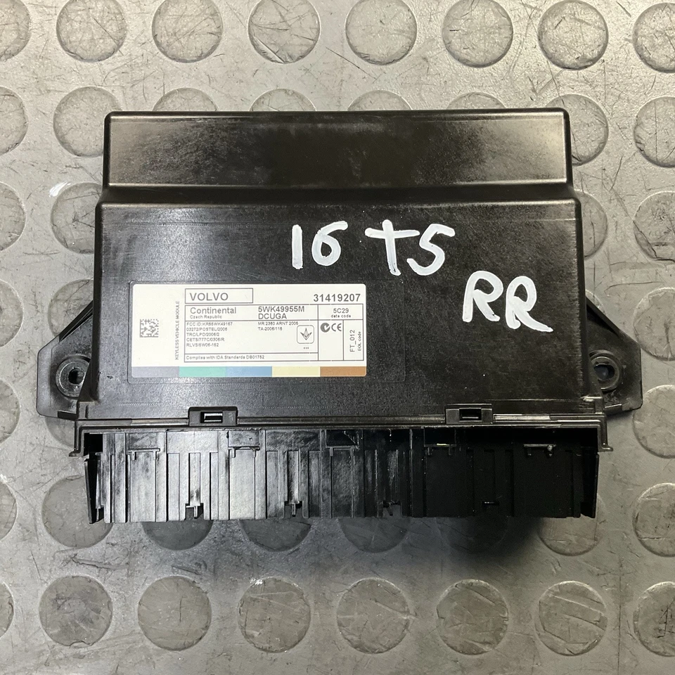 2011-2018 VOLVO S60 TS REAR RIGHT SIDE KEYLESS VEHICLE ENTRY CONTROL MODULE OEM - Image 1 of 4