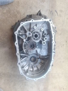 Bottom Half Of K20 K24 5 Speed Manual Housing Pulled From 2003 Honda Accord - Picture 1 of 4