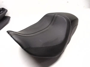 Sedile originale Harley-Davidson Street Glide 2024 + FLHX, Touring Solo nero - Foto 1 di 5