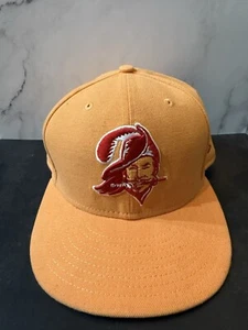 New Era orangefarbene Tampa Bay Buccaneers NFL Football eng anliegende Mütze Größe 7 1/2 SIEHE BESCHREIBUNG - Bild 1 von 8