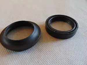 Honda 16-23 CBR600RR FOURCHE JOINT POUSSIÈRE ET HUILE OEM 51490-MKA-D81 - Photo 1 sur 6