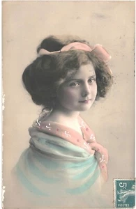 CPA Carte postale France Fantaisie :Buste de profil d'une jeune fille VM73258ok - Picture 1 of 2