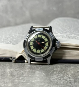 Orologio Vostok Komandirskie piccolo orologio vintage URSS VOSTOK watch komandirskie - Foto 1 di 16