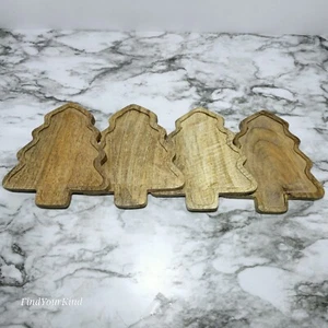 Posavasos de madera para árboles de Navidad - Juego de 4 - Decoración navideña Navidad - Es la temporada - Imagen 1 de 3