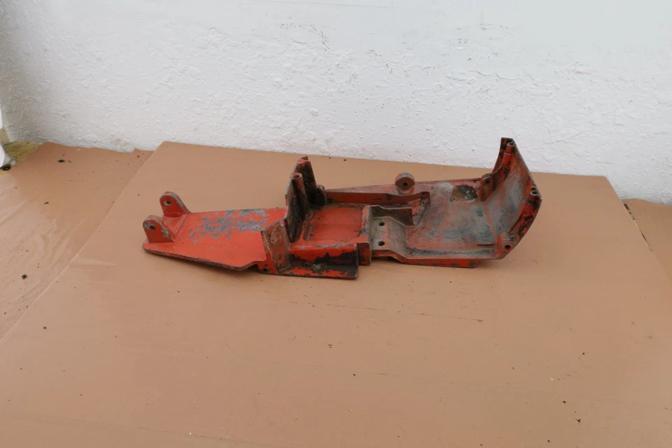 Motosierra Craftsman 917.353731 OEM placa inferior 3660J Foto 1 de 4