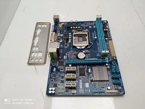 GIGABYTE GA-H61MA-D2V Socket LGA1155 DDR3 Micro ATX Motherboard With I/O Shield - Imagen 1 de 4