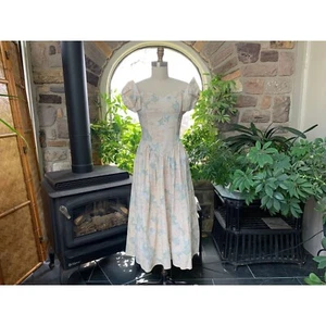 Vintage 1980s Peach White and Green Floral Off Shoulder Cotton Dress Gunne Sax - Picture 1 of 10