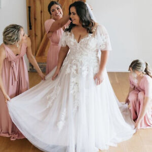 Plus Size Wedding Dresses with Sleeves V Neck Lace Appliques Boho Bridal Gowns