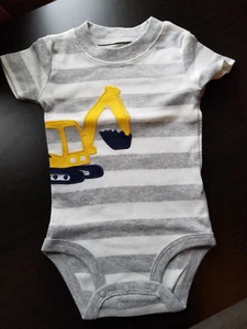 BOYS INFANT CARTERS CONSTRUCTION DIGGER CREAM GRAY SIZE 3 MONTHS BODYSUIT NWT - Picture 1 of 12