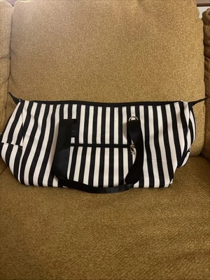Bolso de Lona Alice Olivia Negro Blanco Rayas Stacey Bendet Correas para el Hombro Foto 1 de 4