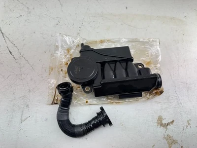 Válvula PCV separadora de aceite Audi Q7/VW Touareg 2007-2009 OEM 079103464D Foto 1 de 4
