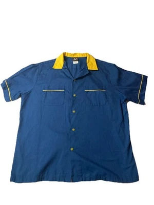 Hilton Bowling Retro Shirt Mens L Vegas Baby Vegas Blue/Yellow Great Shape - Image 1 of 4