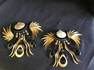 Pendientes colgantes vintage de alta gama con clip laúd negro y dorado - Imagen 1 de 6