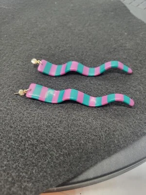 Pendientes retro vintage años 80 onda larga rayas 3,5 pulgadas plástico joyería de moda Foto 1 de 4