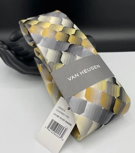 VAN HEUSEN Men's Neck Tie ~ Yellow & Gray ~ Grid ~ NEW MSRP: $45. - Picture 1 of 3