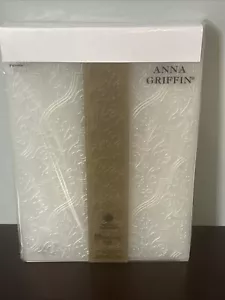 Anna Griffin Cricut Cuttlebug Pirouette Embossing Stencils Crafting - Picture 1 of 6