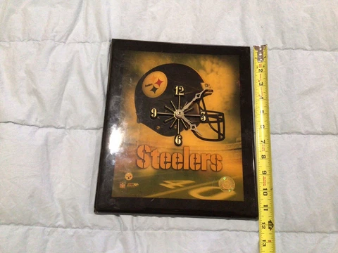 VINTAGE STEELERS NFL QUARTZ WALL CLOCK MAN CAVE FOOTBALL Untested Cover