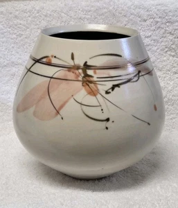 🔶️RARE AUSTRALIAN STUDIO ART POTTERY VASE RETRO SIGNED VIC VICTOR GREENAWAY  - Picture 1 of 11