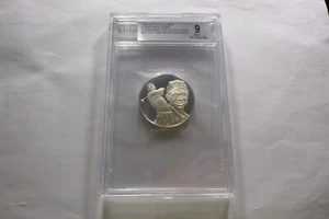 TIGER WOODS 1997 GOLF YOUNGEST MASTERS WIN BECKETT 9 GRADE SILVER COIN CASE 1T2 - Picture 1 of 2