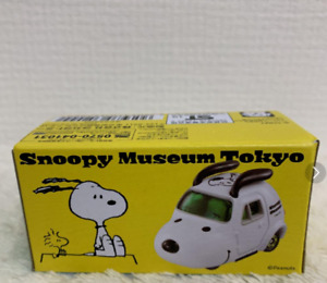Snoopy Museum Tokyo Original Tomica Limited Mini Car Peanuts Japan Takara Tomy