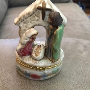 Navity Jesus Mary Baby door way with cross Ceramic Box Bottom of Box Is Worked - Picture 1 of 11