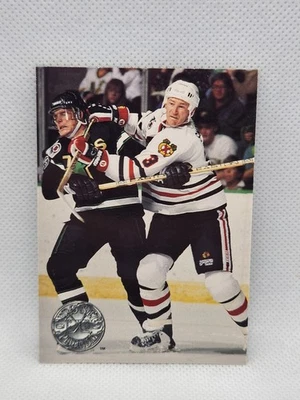 1991 Pro Set Platinum  #27 Steve Smith Chicago Blackhawks Hockey Card NM Defense - Image 1 of 4