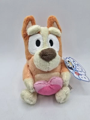 Bluey 2025 Valentine's Day Bingo Plush Hanger [Holding Heart] - Image 1 of 4